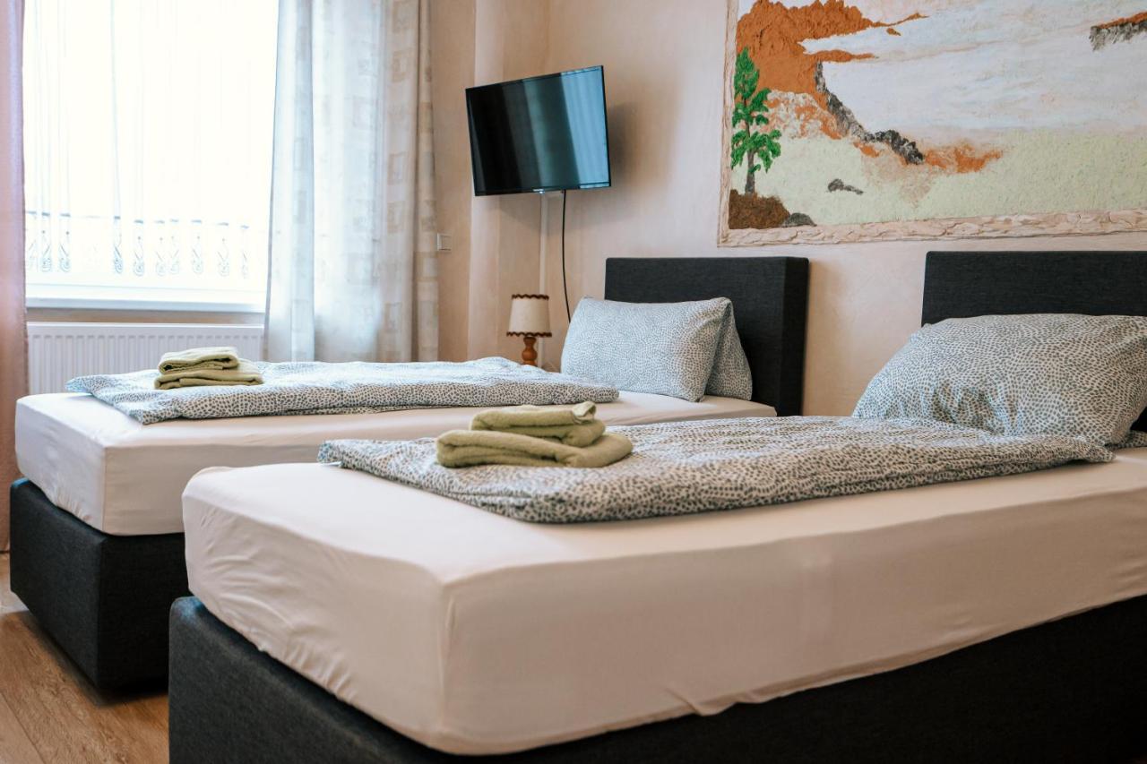 Dill Hotel Ilsede Екстер'єр фото